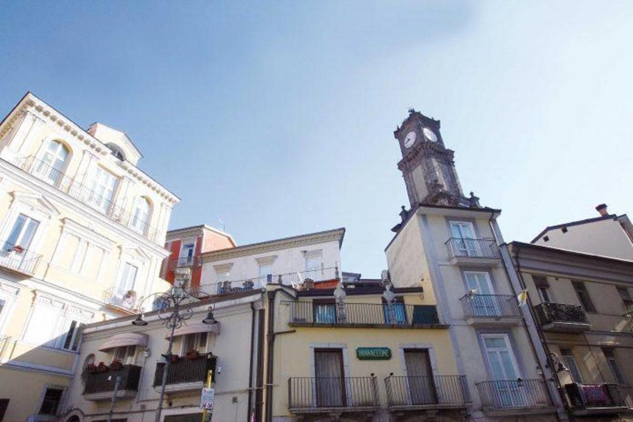 La Torre B&B Авеллино Экстерьер фото