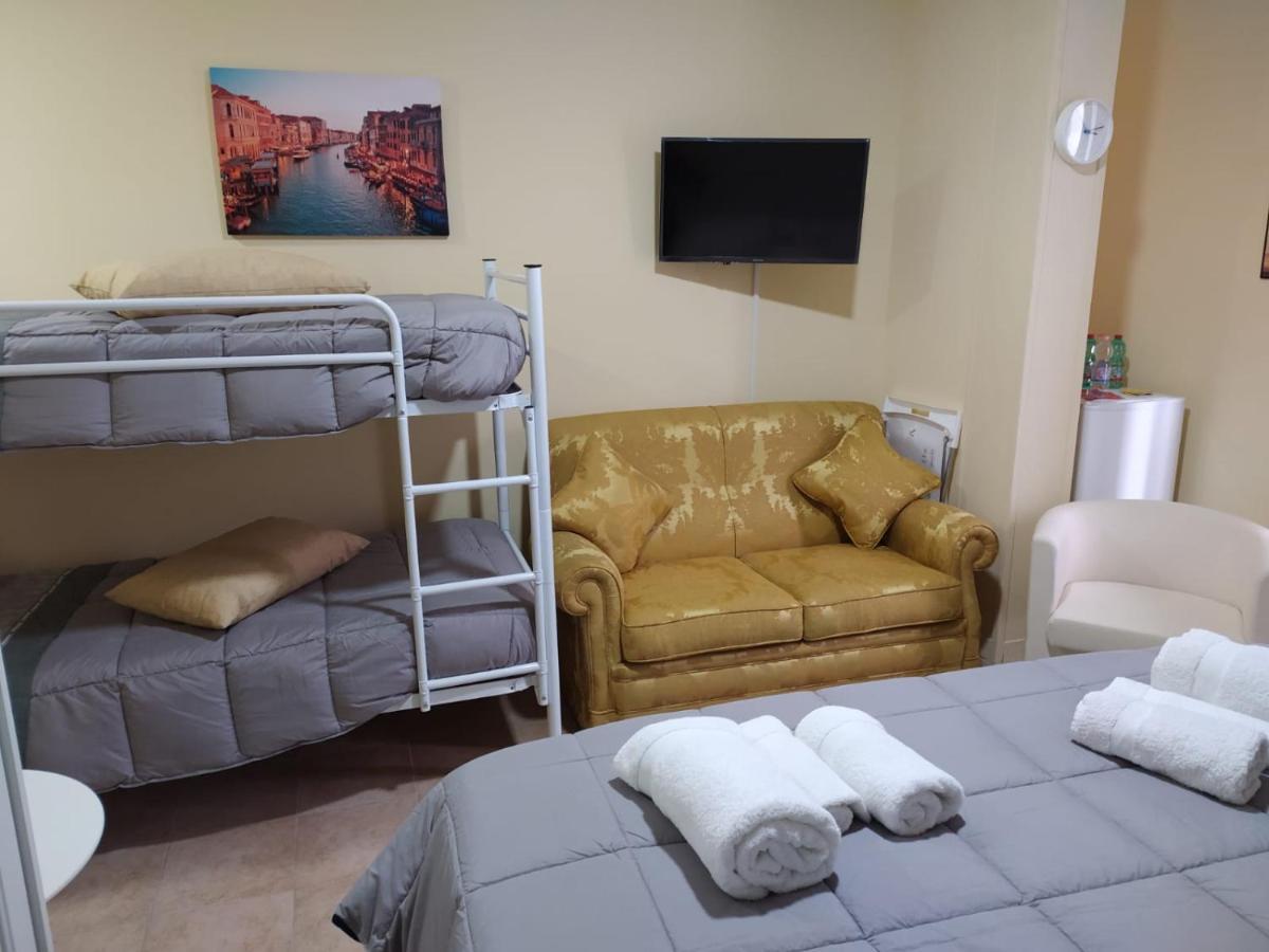 La Torre B&B Авеллино Экстерьер фото